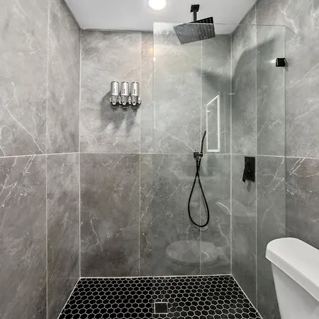 Charming 1Br Heights Apt With Pool And Free Park Houston Esterno foto