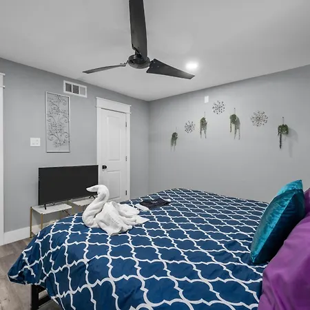 Charming 1Br Heights Apt With Pool And Free Park Houston Esterno foto