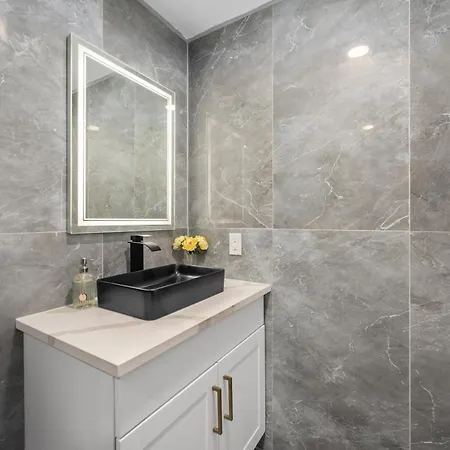 Charming 1Br Heights Apt With Pool And Free Park Houston Esterno foto